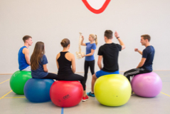 Physiotherapeut/in